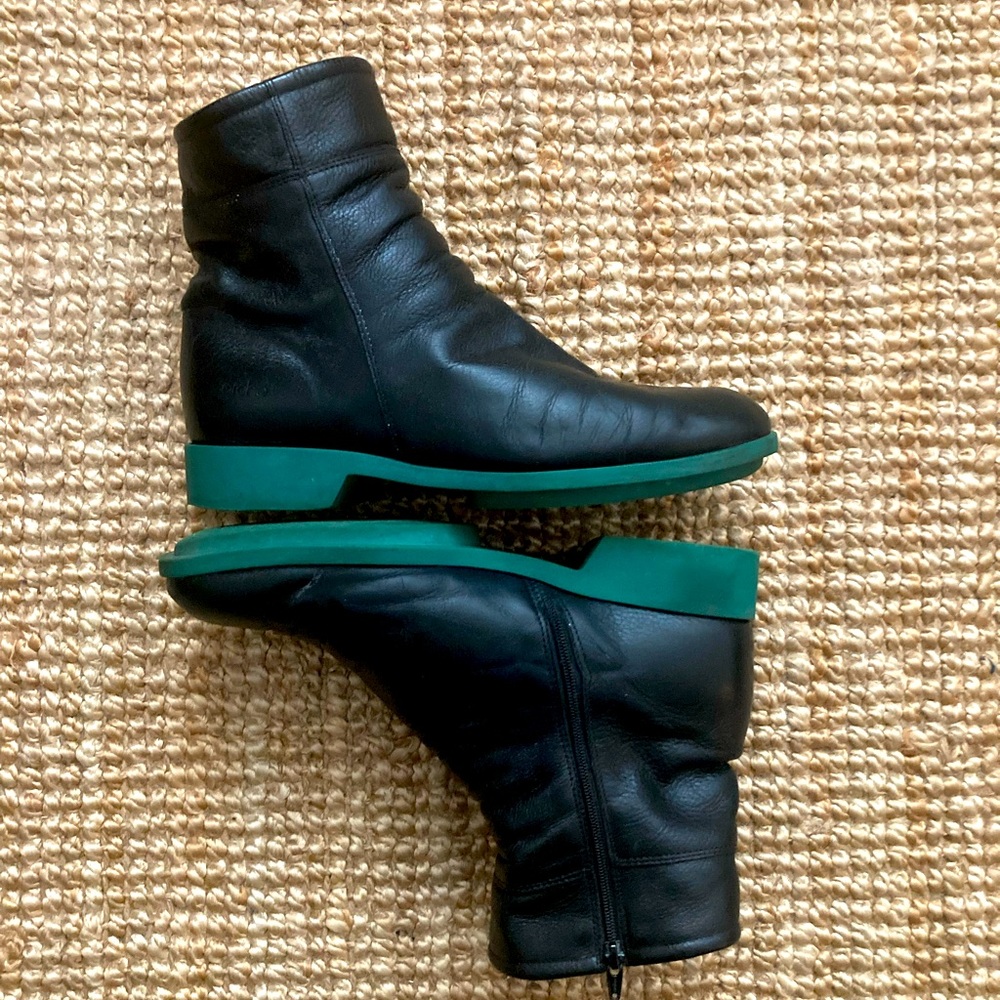 Arche black leather boots with green sole and electric blue thermo lining size 9